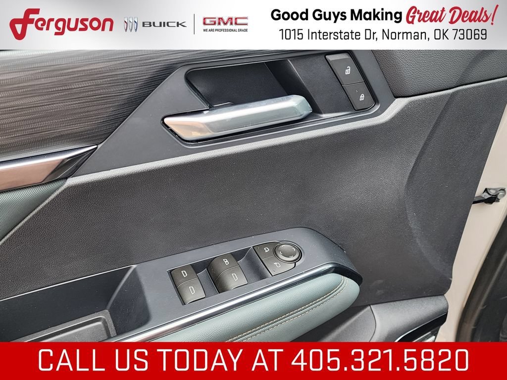 2026 GMC Acadia AT4 - Photo 14