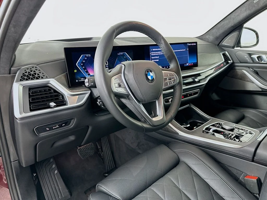 Certified Used 2025 Red BMW xDrive40i image 9