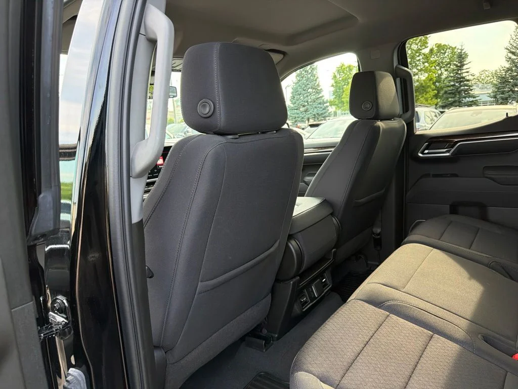 Used 2023 Black GMC Elevation image 19