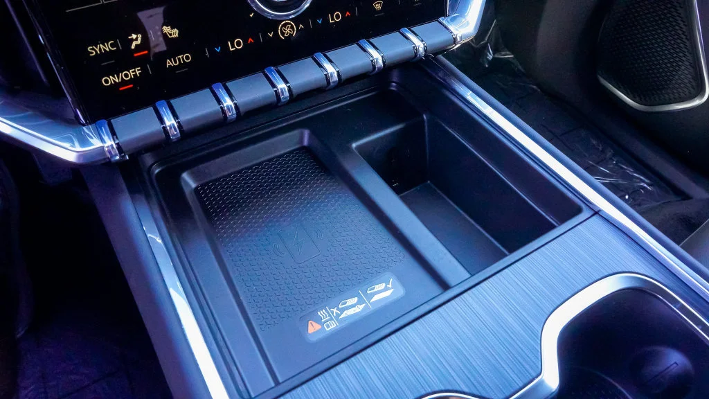 2027 GMC Acadia Elevation - Photo 16