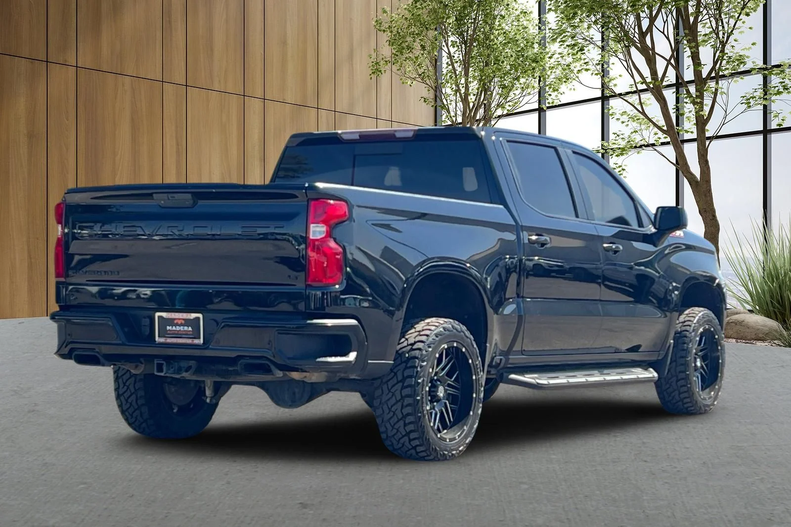Used 2022 Black Chevrolet LT Trail Boss image 4