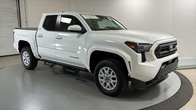 Certified Used 2025 ICE CAP Toyota SR5 image 3