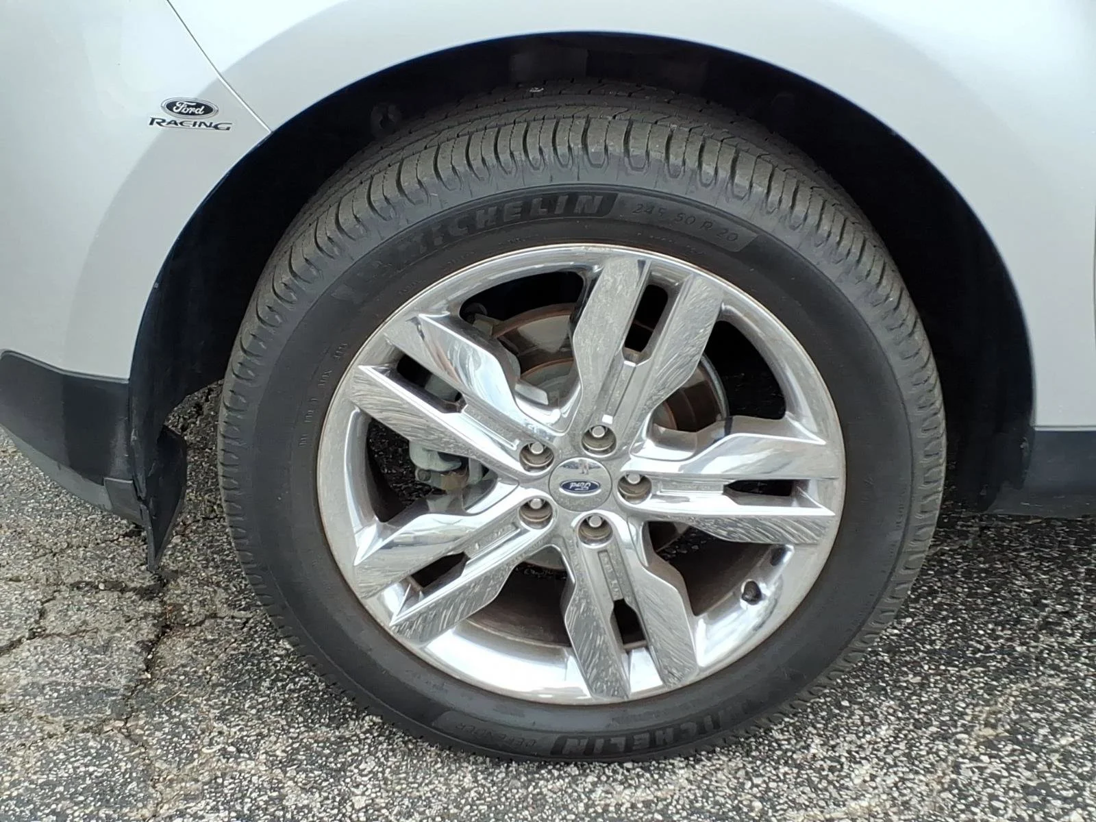 Used 2013 Ingot Silver Ford Limited image 30