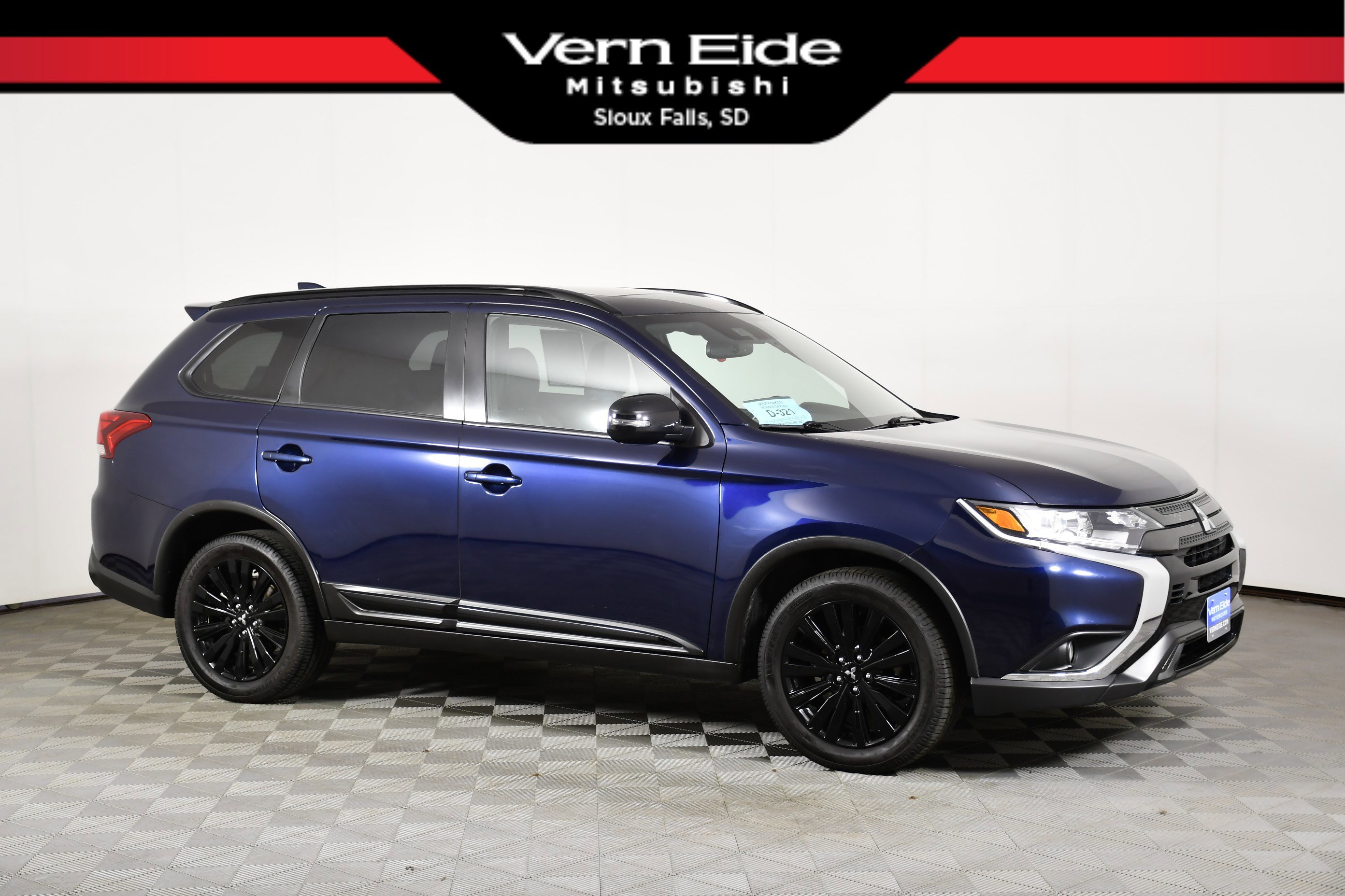 2020 Mitsubishi Outlander LE S-AWC's photo