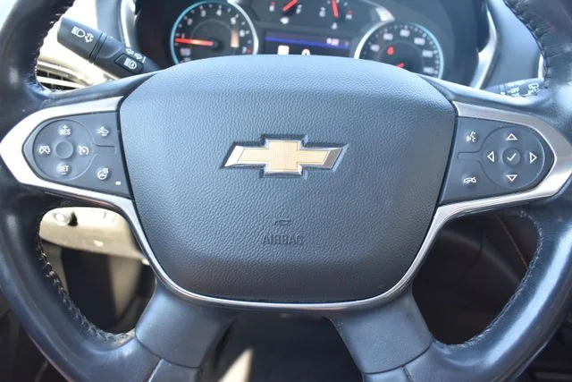 Used 2020 Red Chevrolet Premier image 24