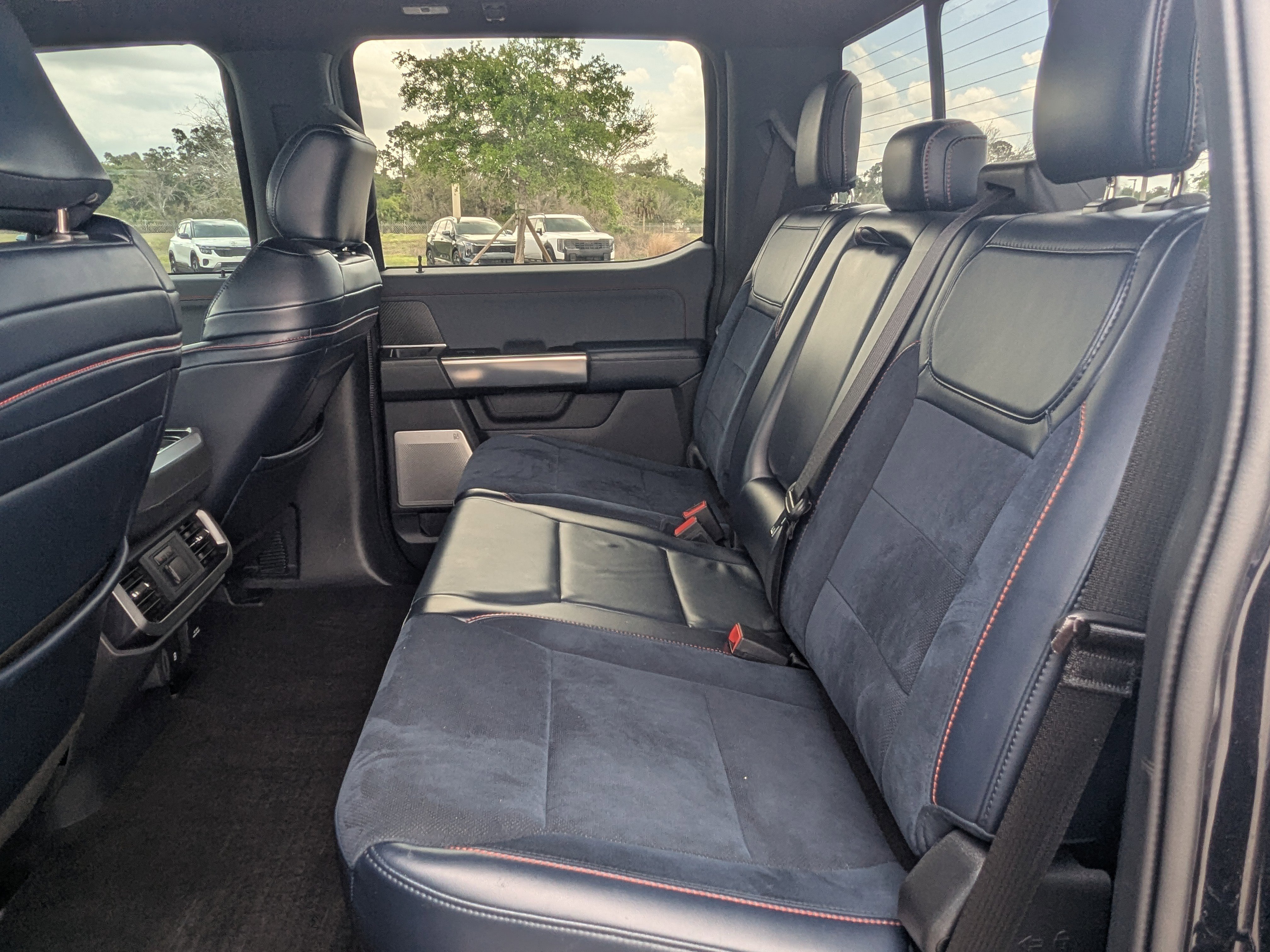 Used 2021 Antimatter Blue Metallic Ford Raptor image 19