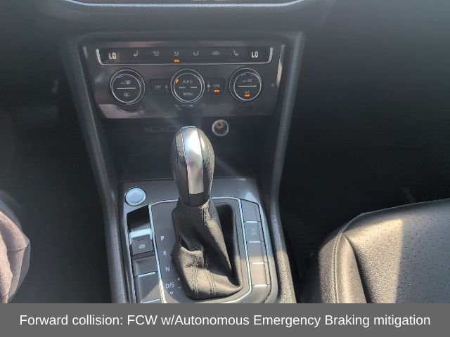 Used 2020 Gray Volkswagen 2.0T SE image 5