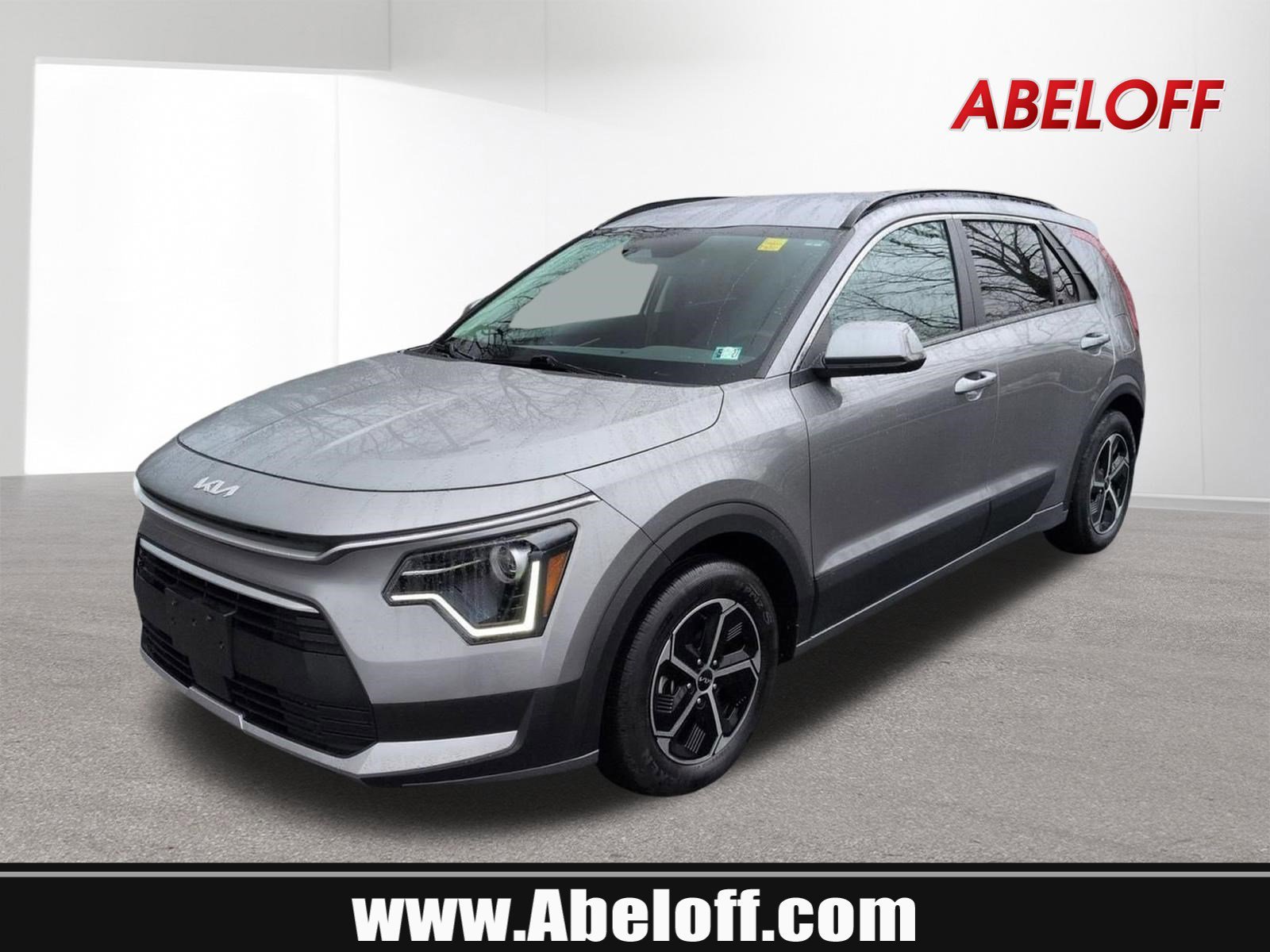 2023 Kia Niro EX HEV's photo