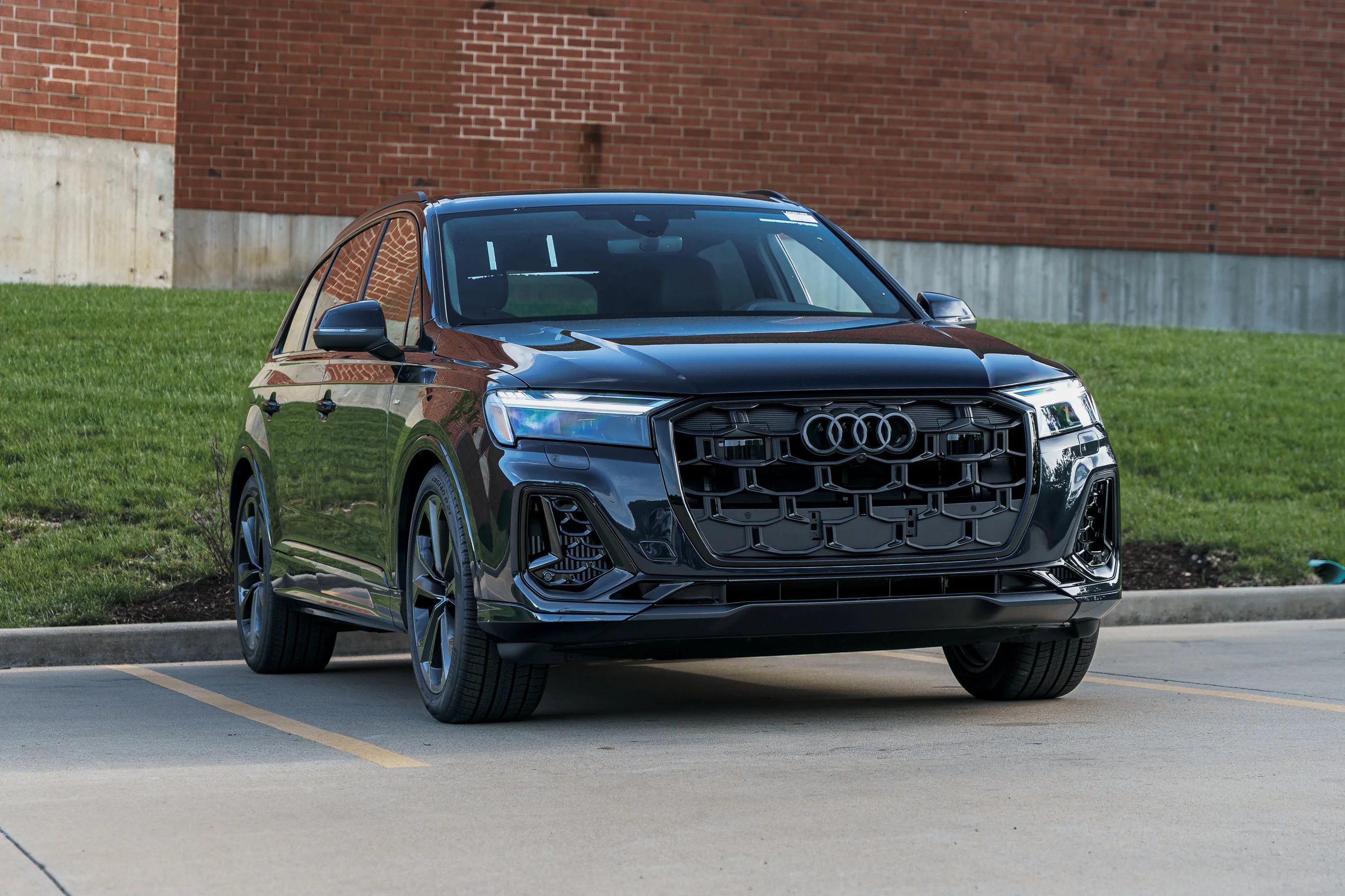 2026 Audi Q7 55 S Line Premium Plus quattro Tiptronic's photo