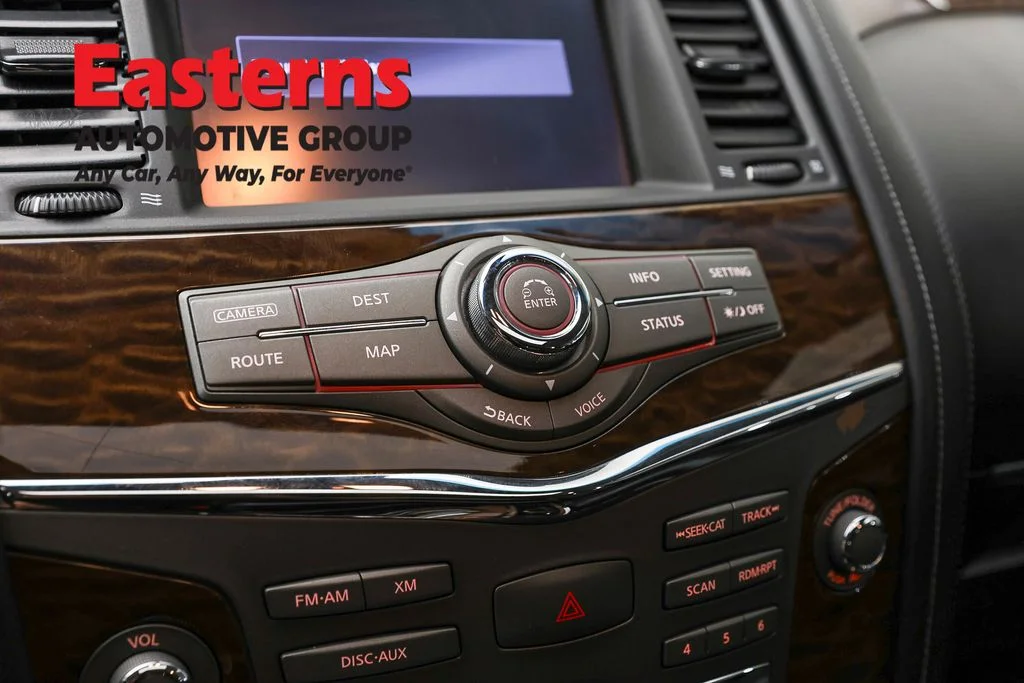 Used 2017 Black Nissan Platinum image 19