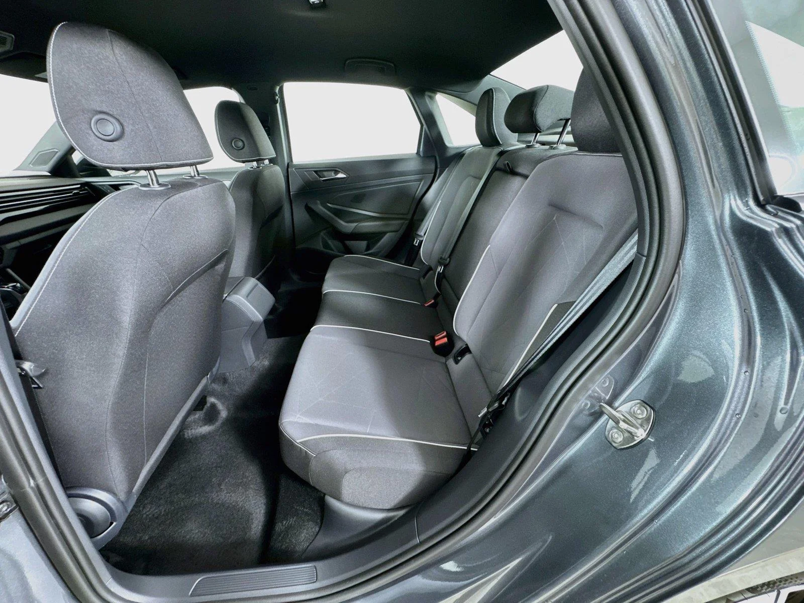 New 2027 GRAY VOLKSWAGEN  image 23