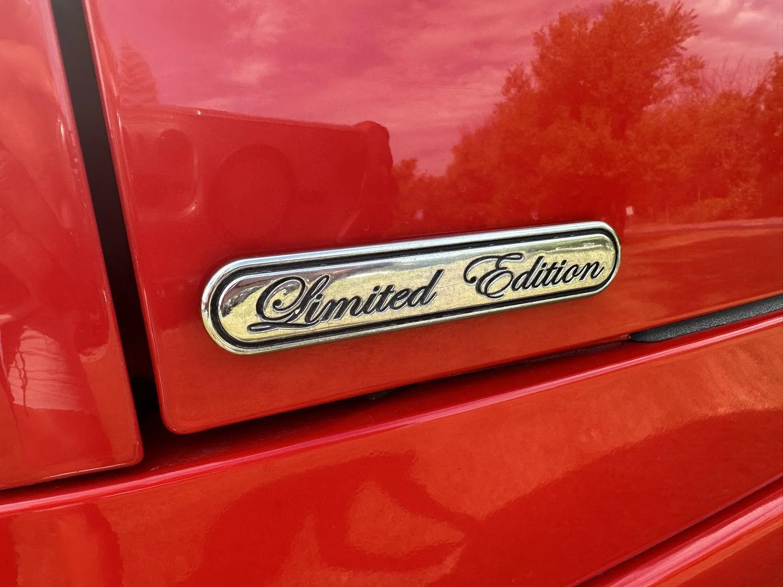 Used 2004 Redline Red Chevrolet LS image 4