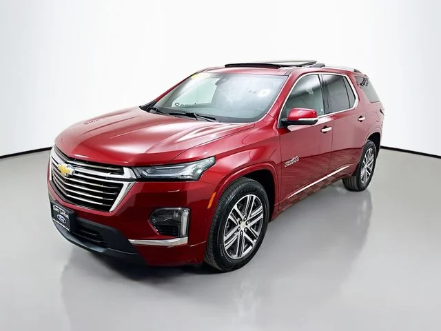Used 2023 Red Chevrolet High Country image 4