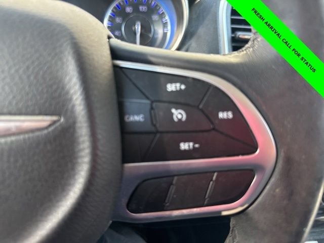Used 2018 Steel Metallic Chrysler Touring image 18