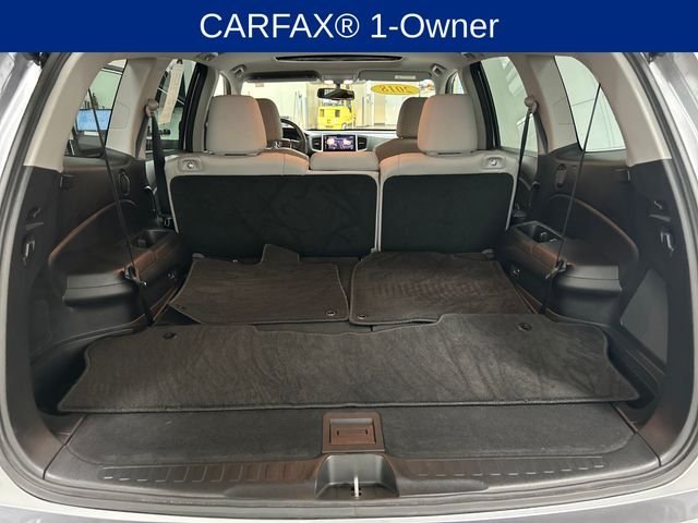 Used 2018 Silver Honda EX-L image 23