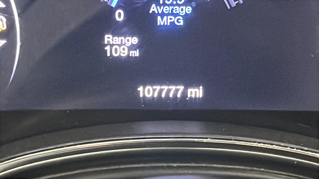 Used 2018 Bright White Clearcoat Jeep Altitude image 10