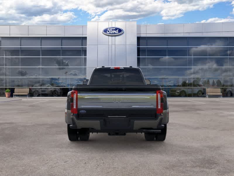 New 2026 Agate Black/Marsh Gray Ford F-450 Pickup King Ranch image 5