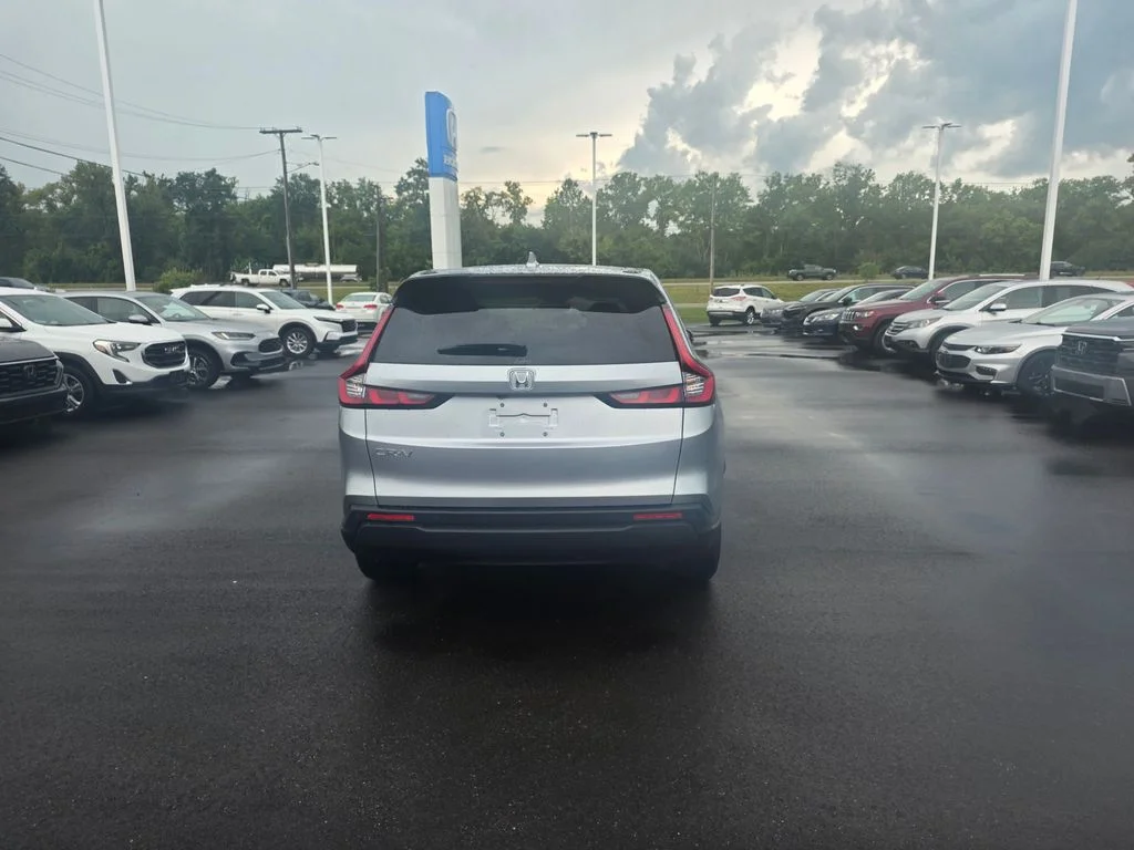 New 2026 Silver Honda EX-L image 5