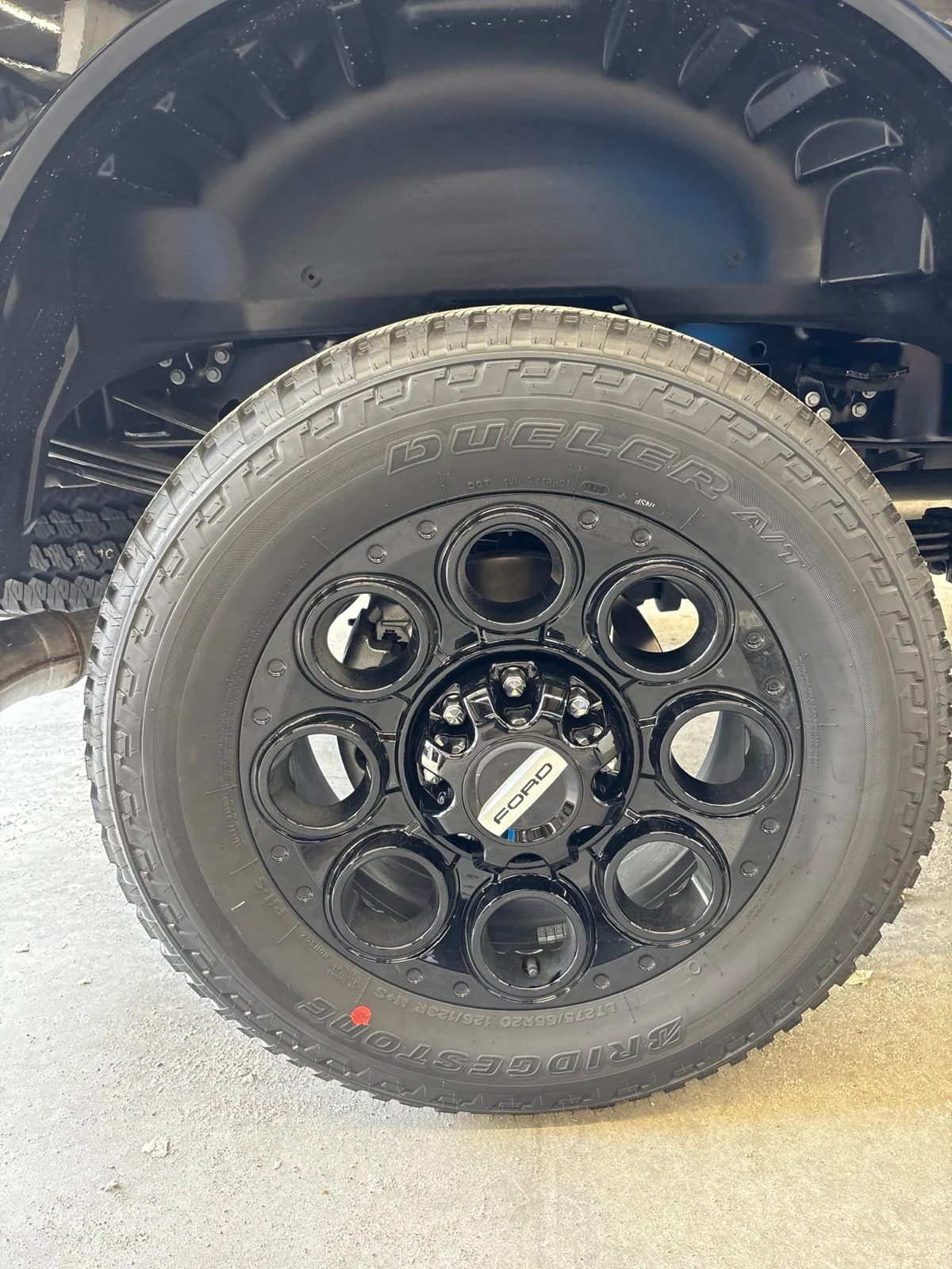New 2026 Agate Black Metallic Ford F-350® Lariat® image 22