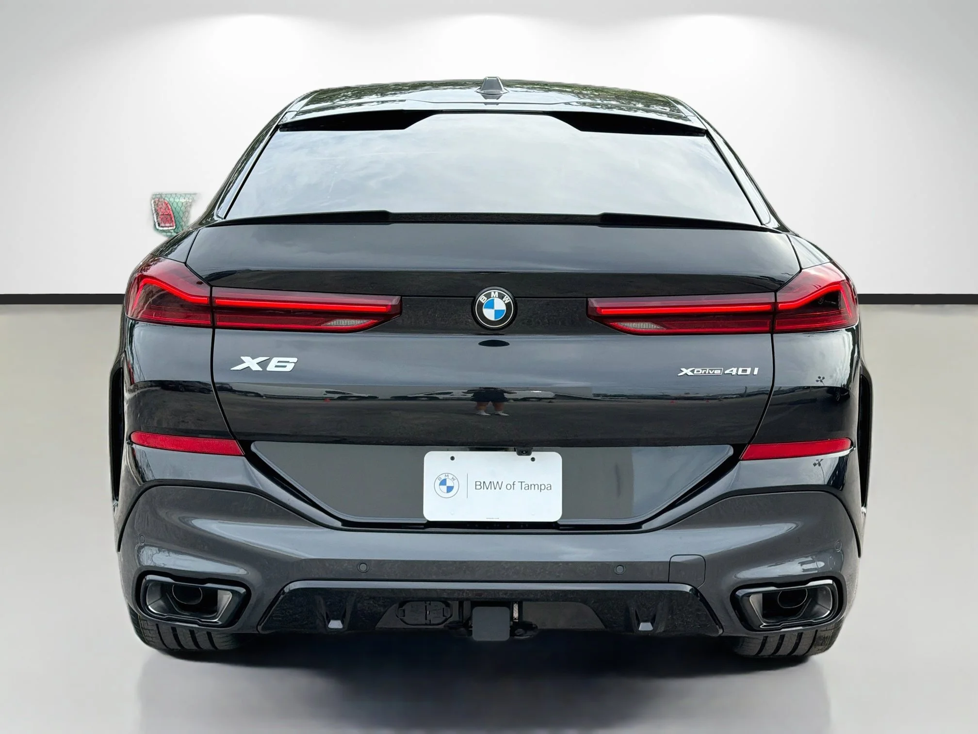 New 2027 Black Sapphire Metallic BMW xDrive40i image 4