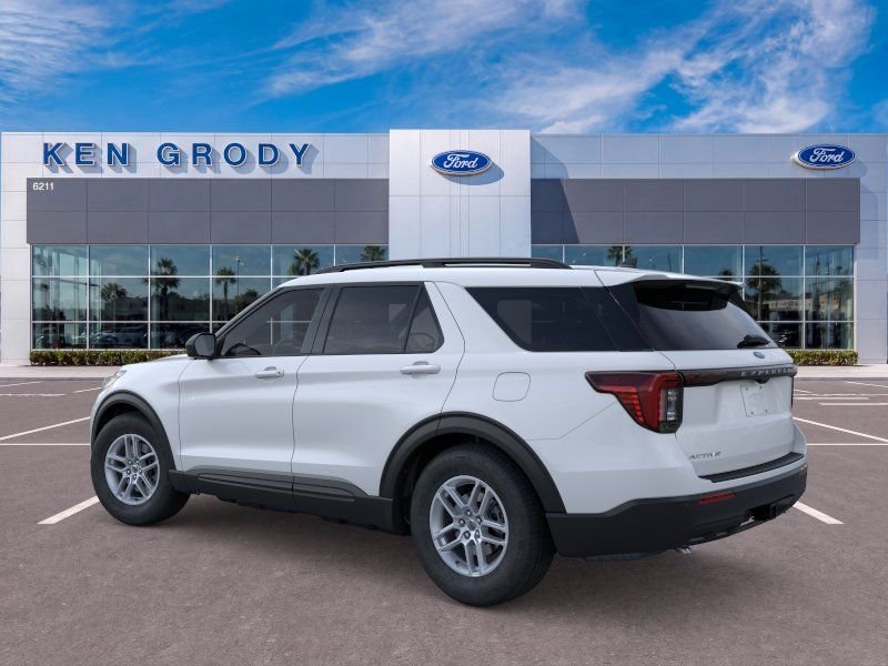 New 2026 Space White Metallic Ford Active image 5