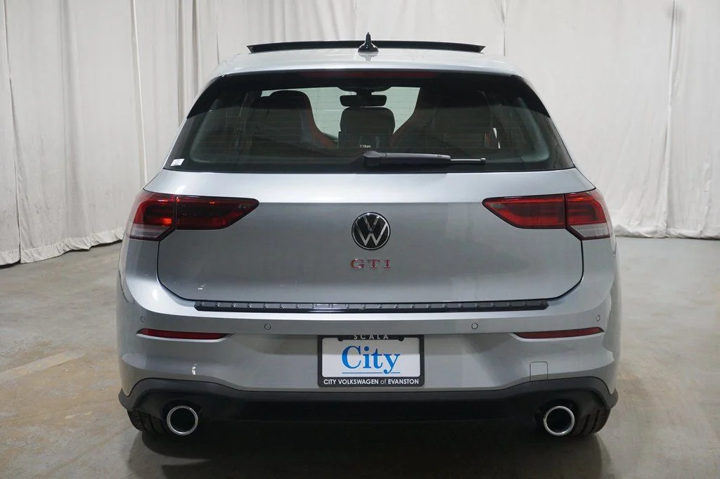New 2026 Alpine Silver Volkswagen 2.0T SE image 6