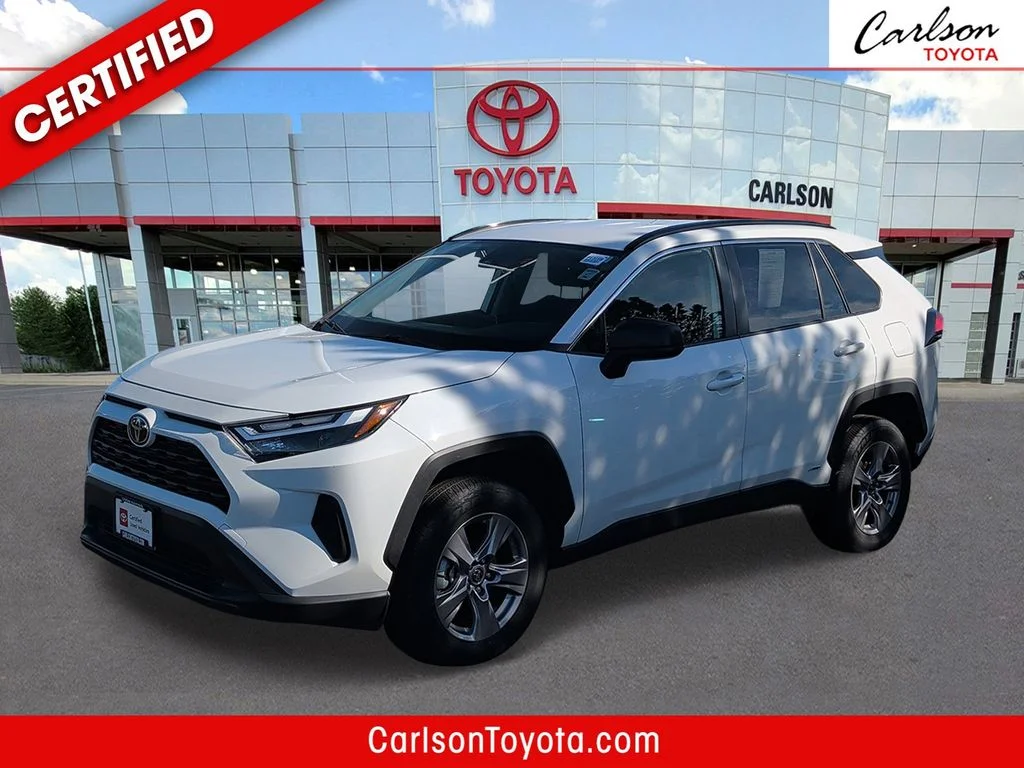 Certified Used 2025 White Toyota LE image 1