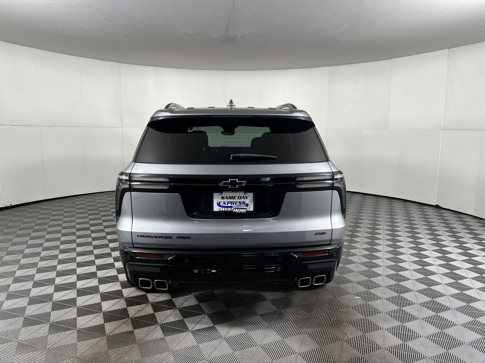 Used 2025 Sterling Gray Metallic Chevrolet AWD RS image 8