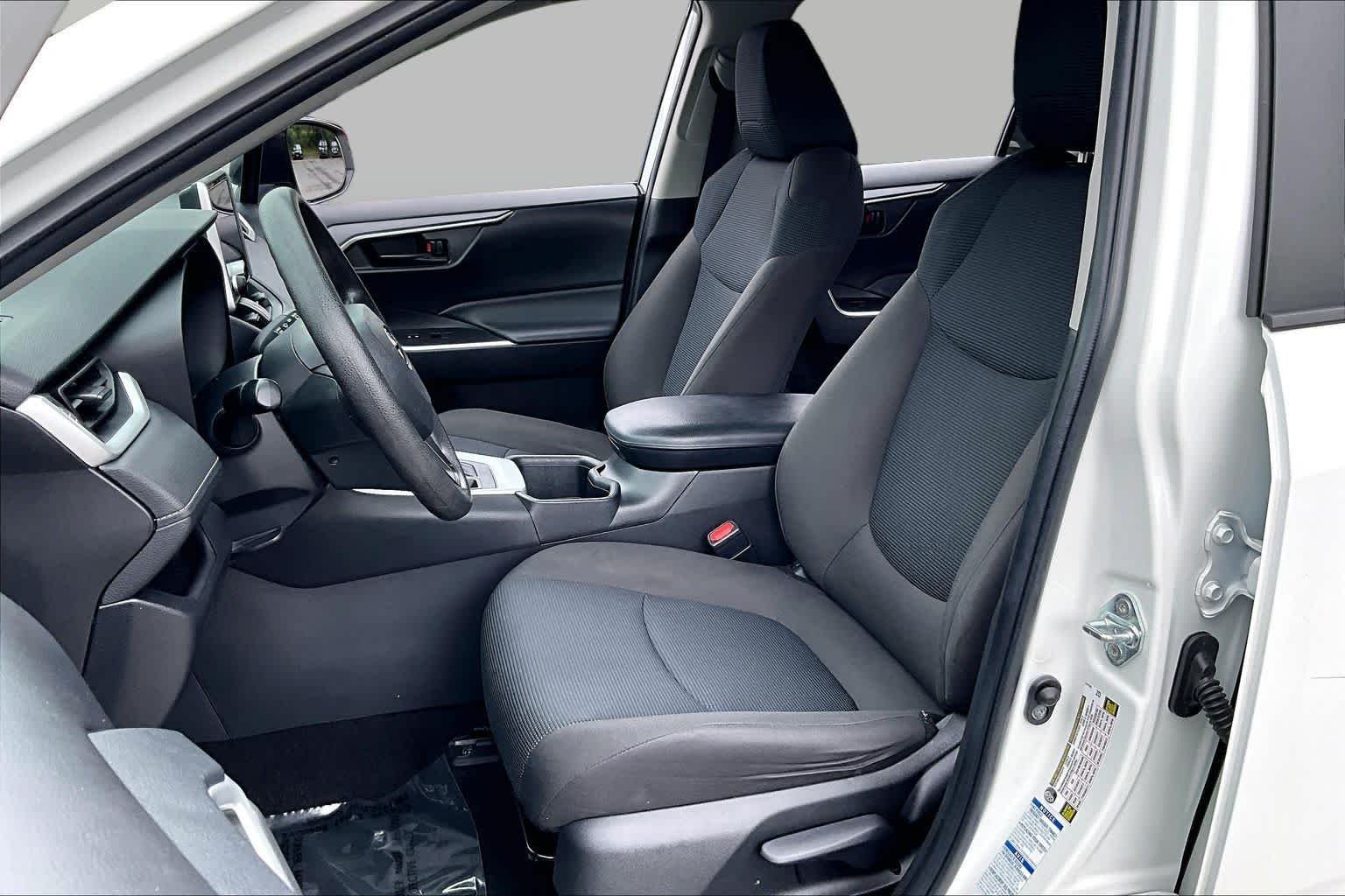 Used 2023 Ice Cap Toyota LE image 8