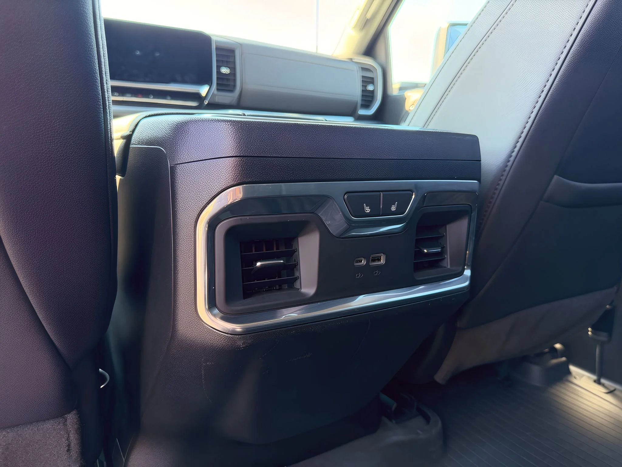 2024 Chevrolet Silverado 2500HD LTZ - Photo 35