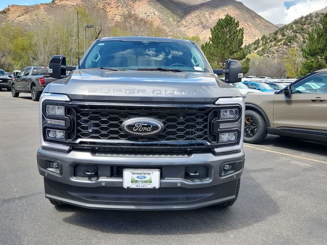 New 2026 Carbonized Gray Metallic Ford F-350® Lariat® image 6