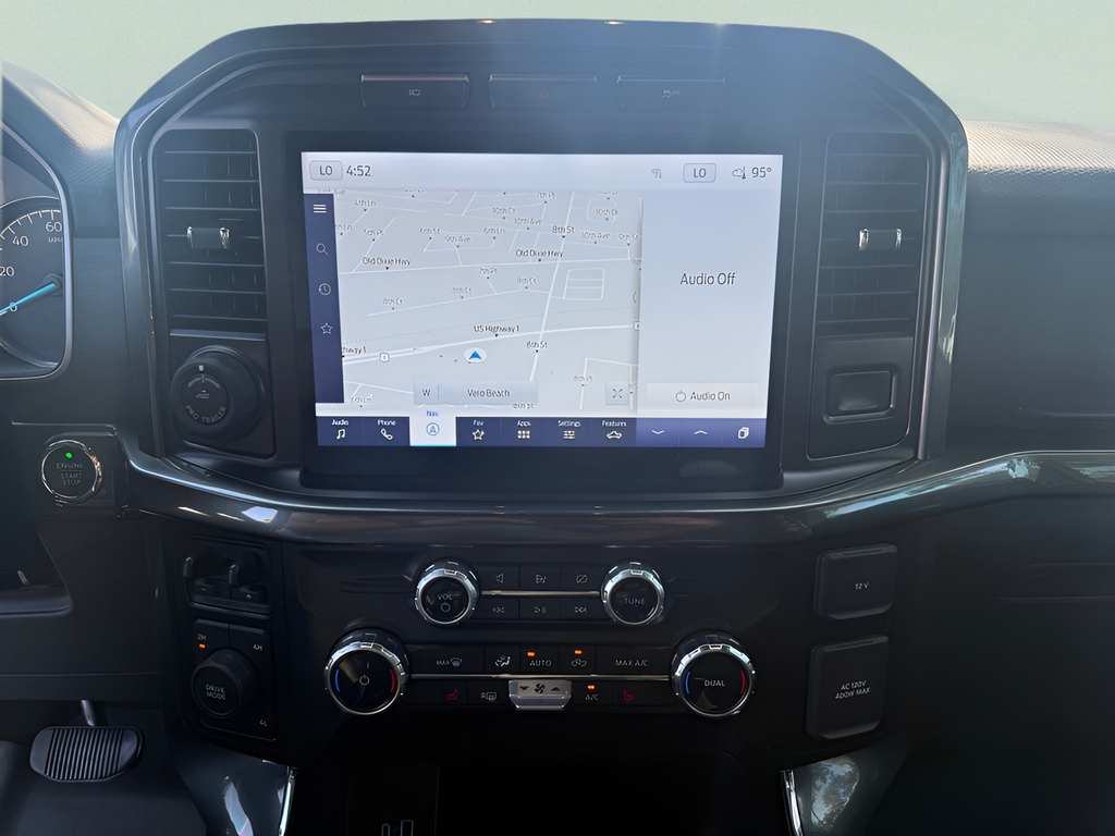 Used 2023 Blue Ford XLT image 18