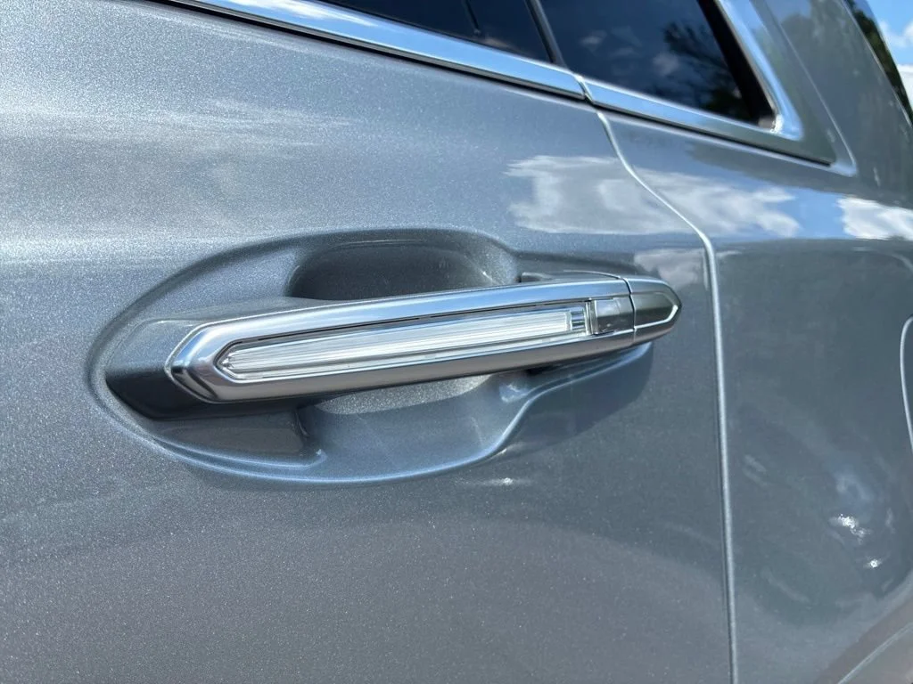 Used 2023 Argent Silver Metallic Cadillac Premium Luxury image 31