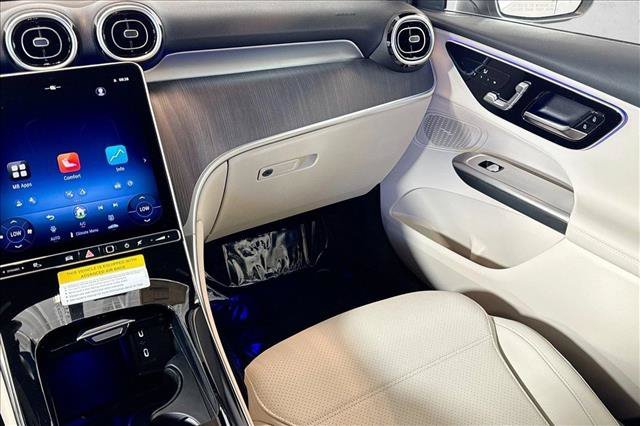 New 2026 Polar White Mercedes-Benz GLC 300 image 49