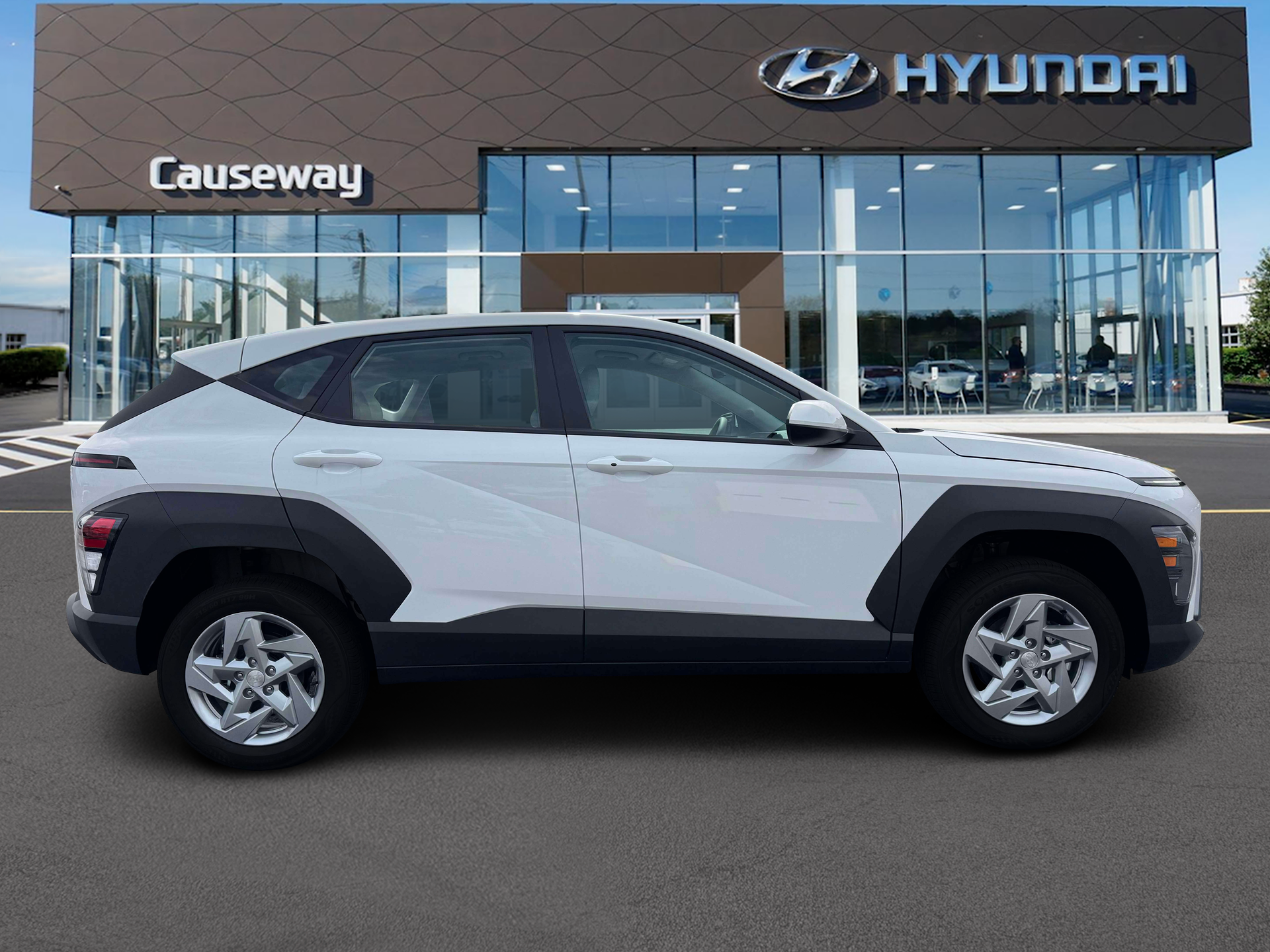New 2027 White Hyundai SE AWD image 9