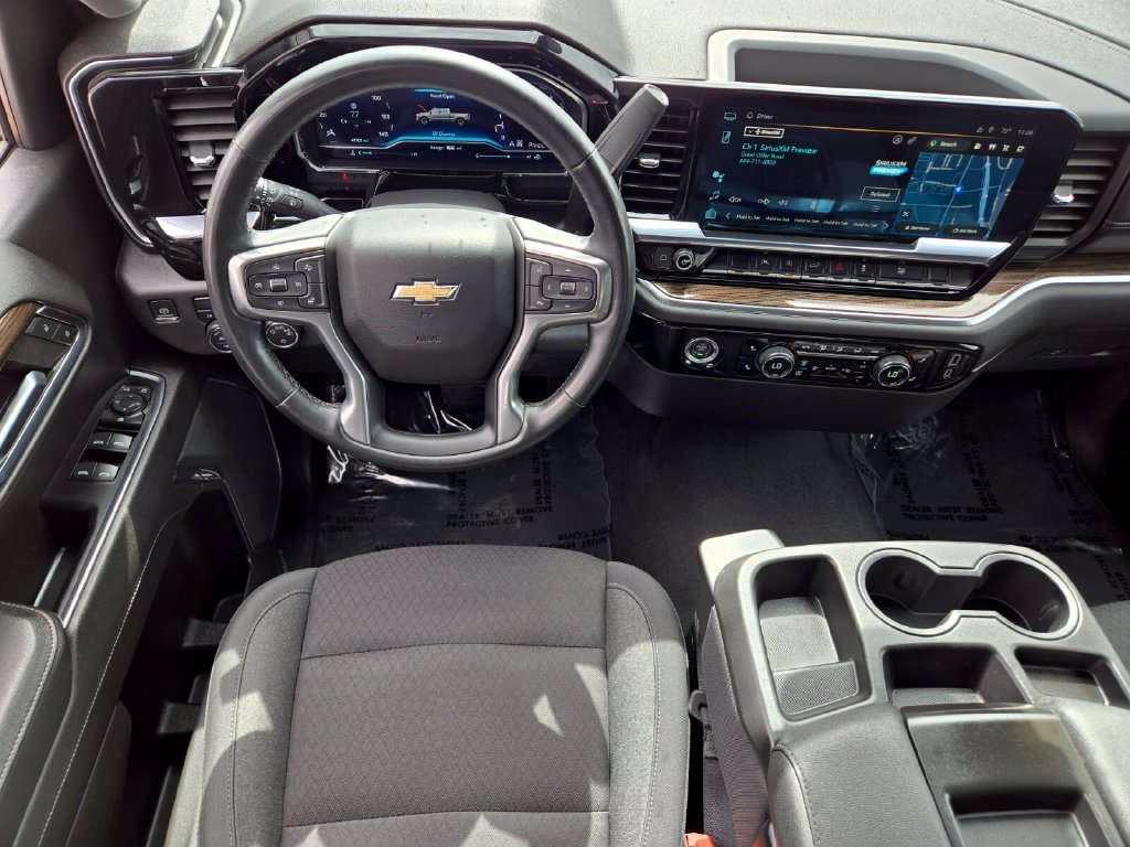 2023 Chevrolet Silverado 1500 LT - Photo 12