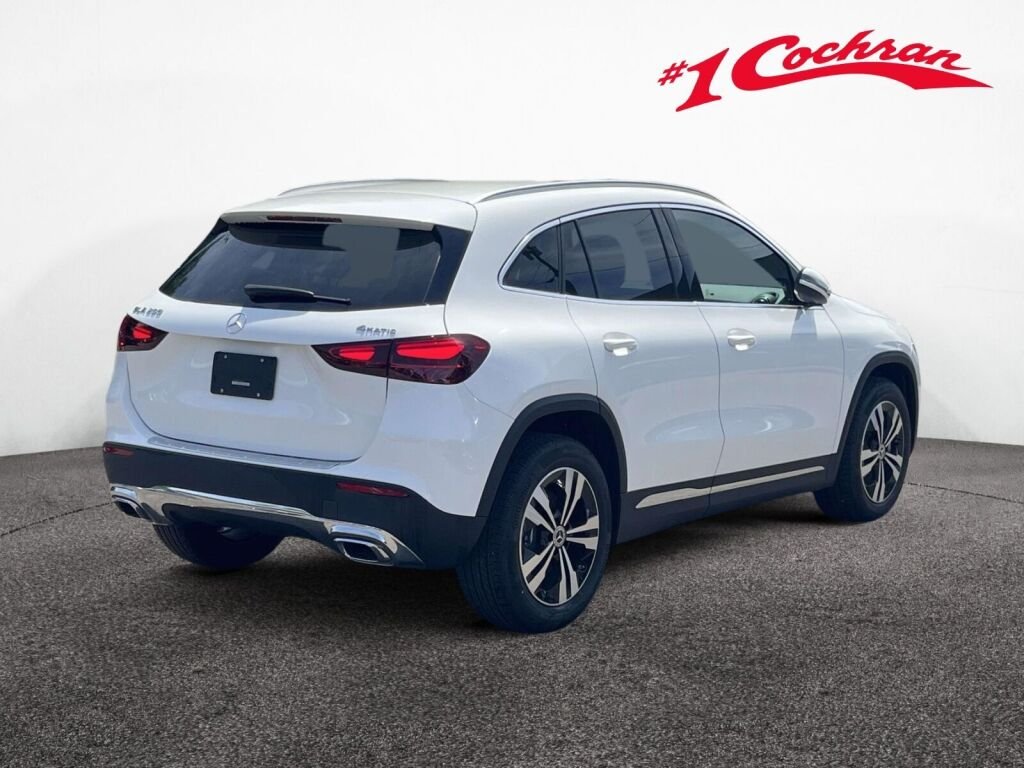 New 2026 Polar White Mercedes-Benz GLA 250 image 7