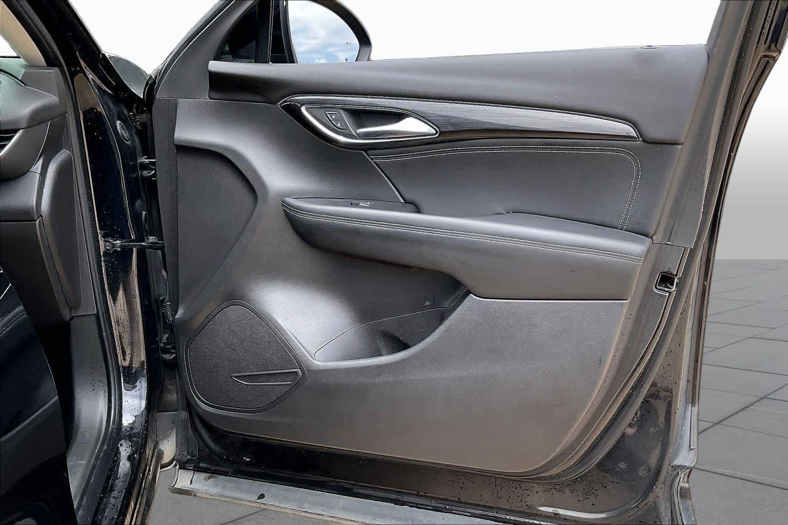 Used 2023 Ebony Twilight Metallic Buick Essence image 21