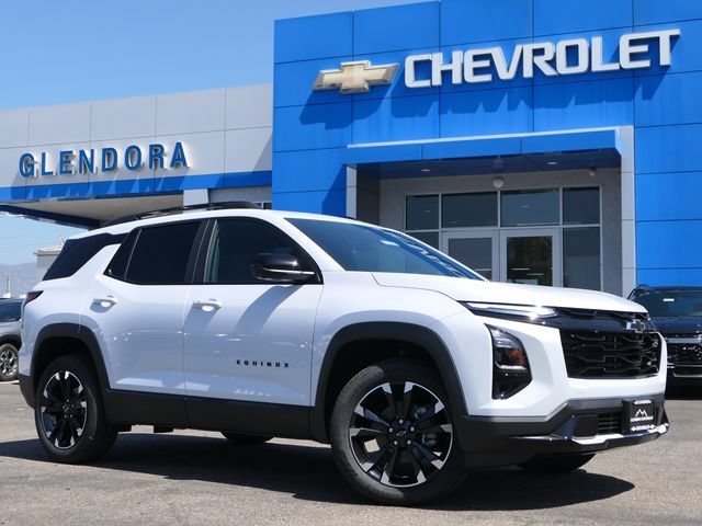 New 2027 Polar White Tricoat Chevrolet RS image 1