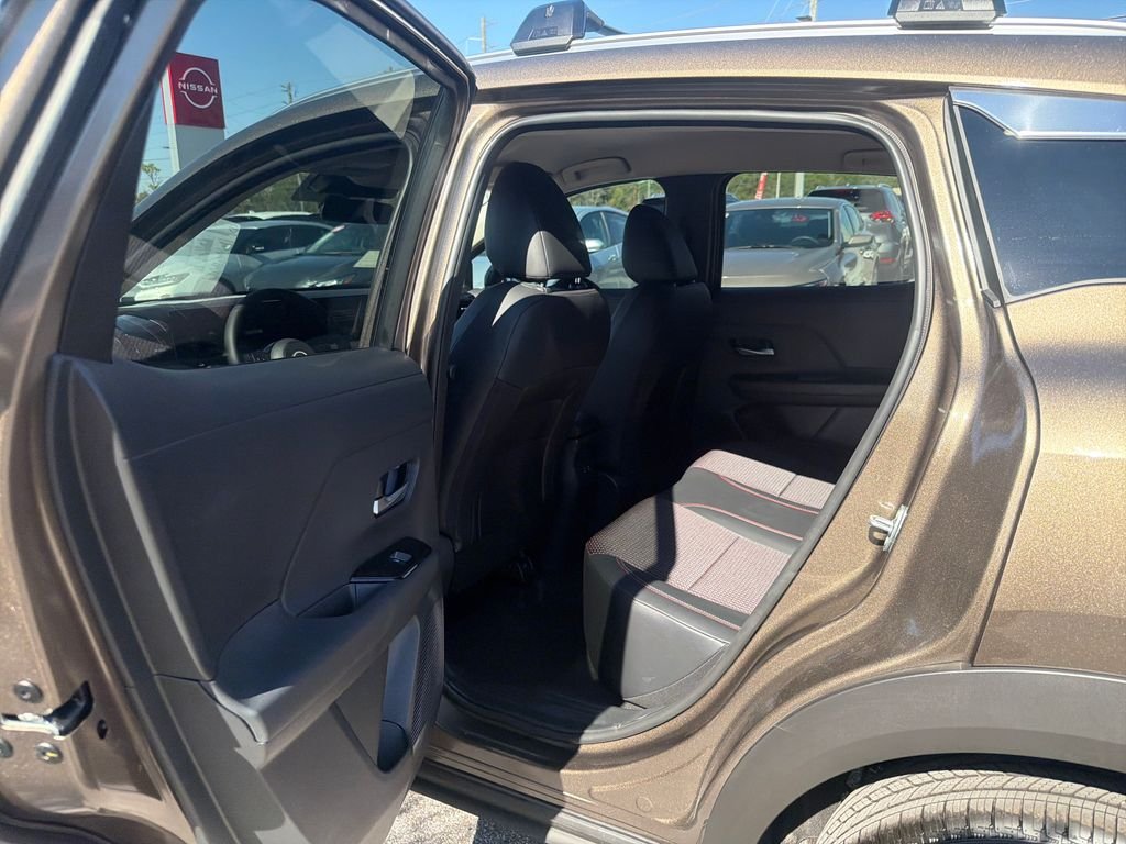 New 2026 Nissan Kicks SR 4D Sport Utility