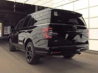 Used 2023 Black Ford Limited image 9