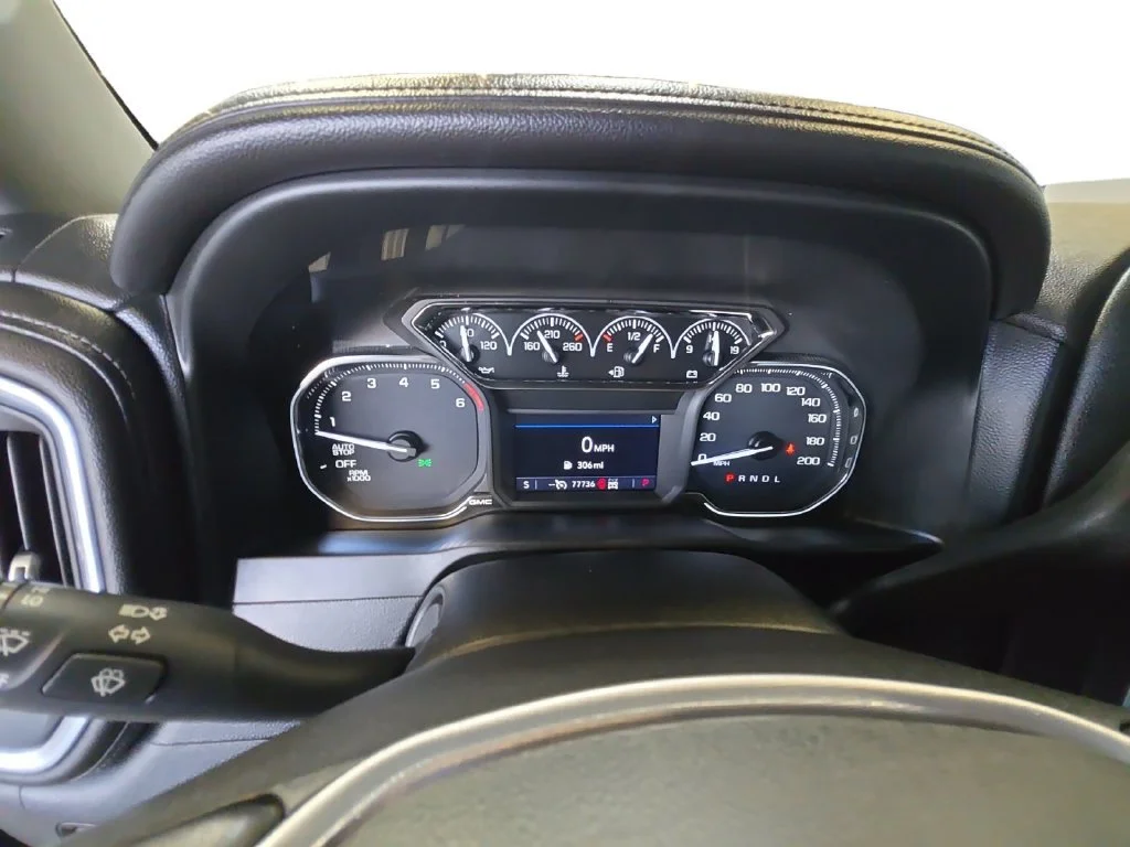 Used 2021 Black GMC Elevation image 20