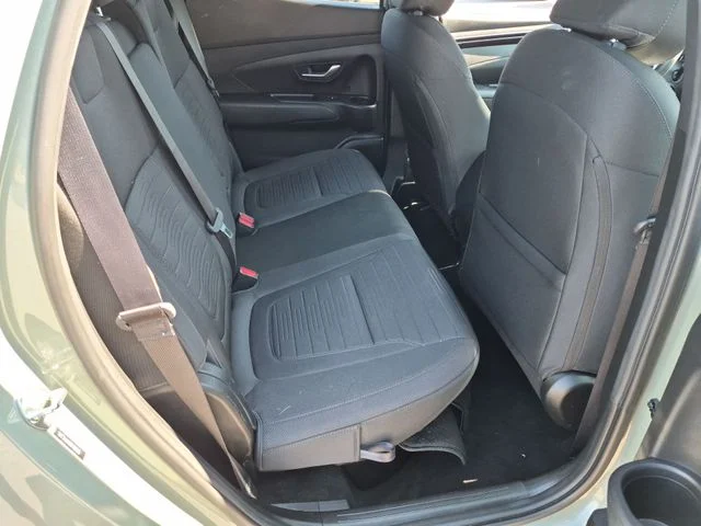 Used 2024 Green Hyundai SE image 31