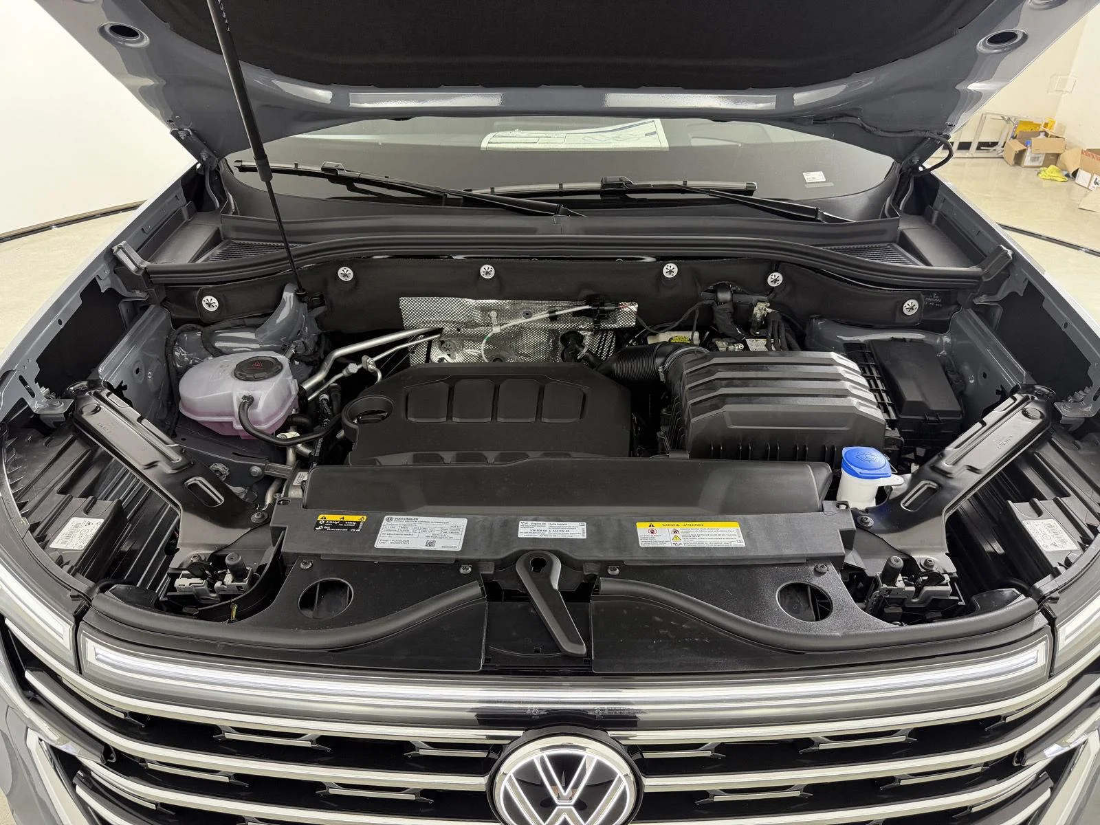 New 2026 Pure Gray Volkswagen 2.0T SEL image 12