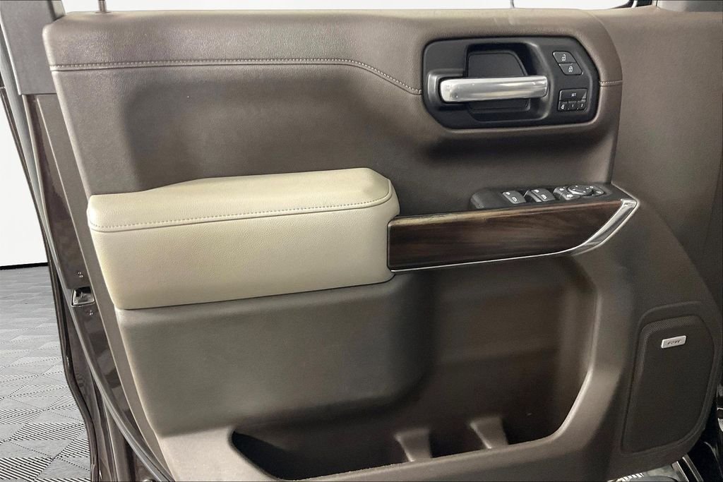Used 2019 Brown GMC SLT image 17