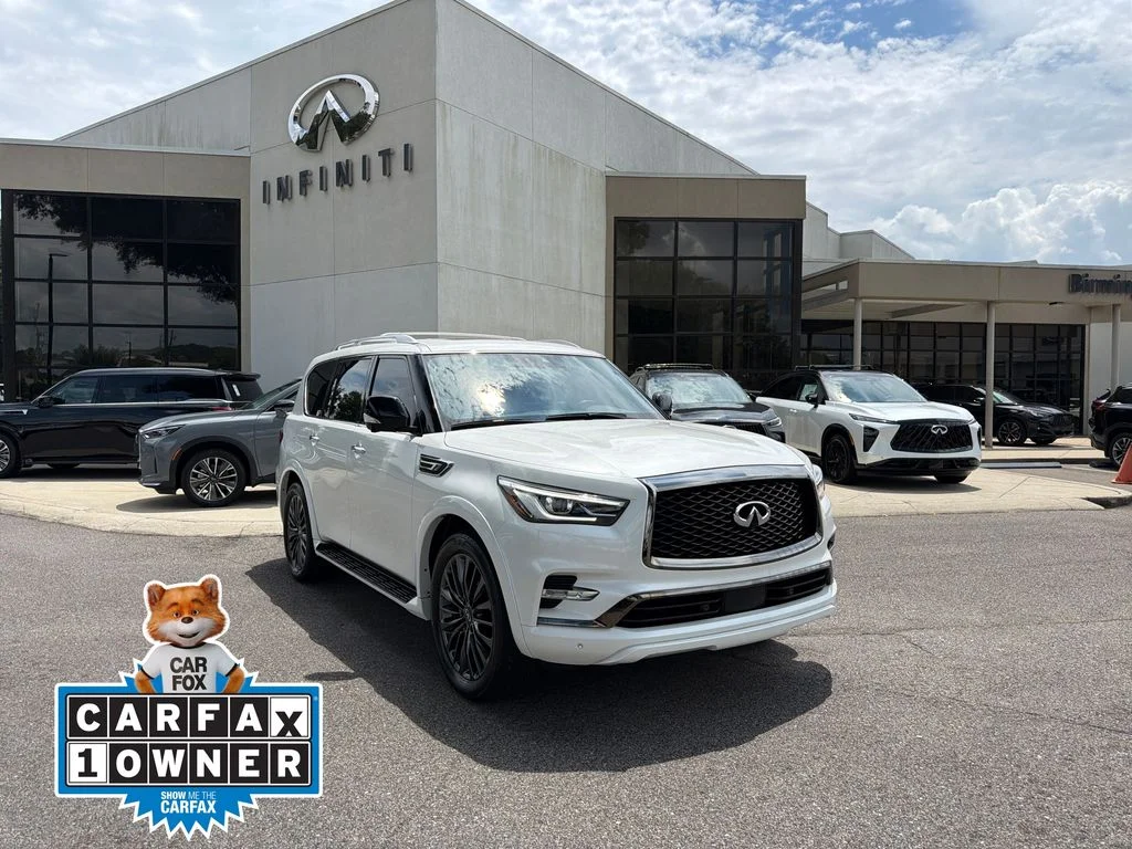 Certified Used 2024 Moonstone White INFINITI Sensory image 1