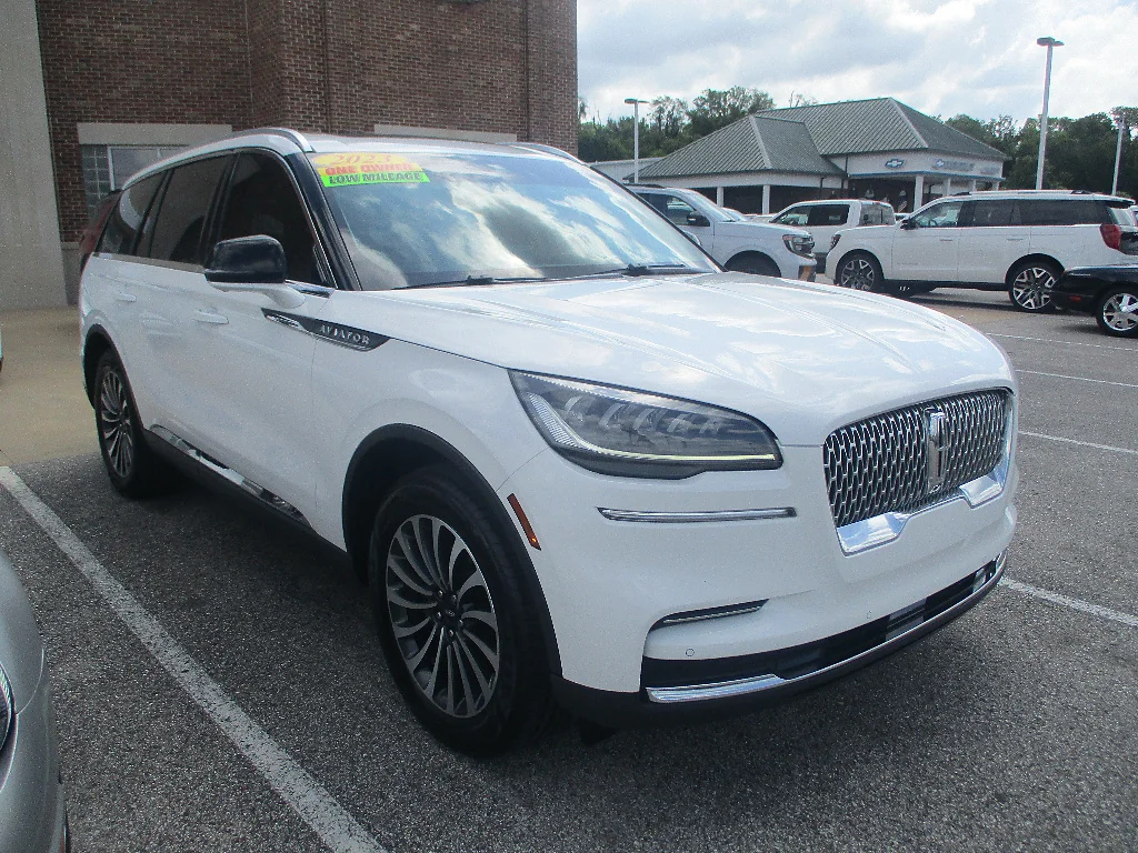 2023 Lincoln Aviator