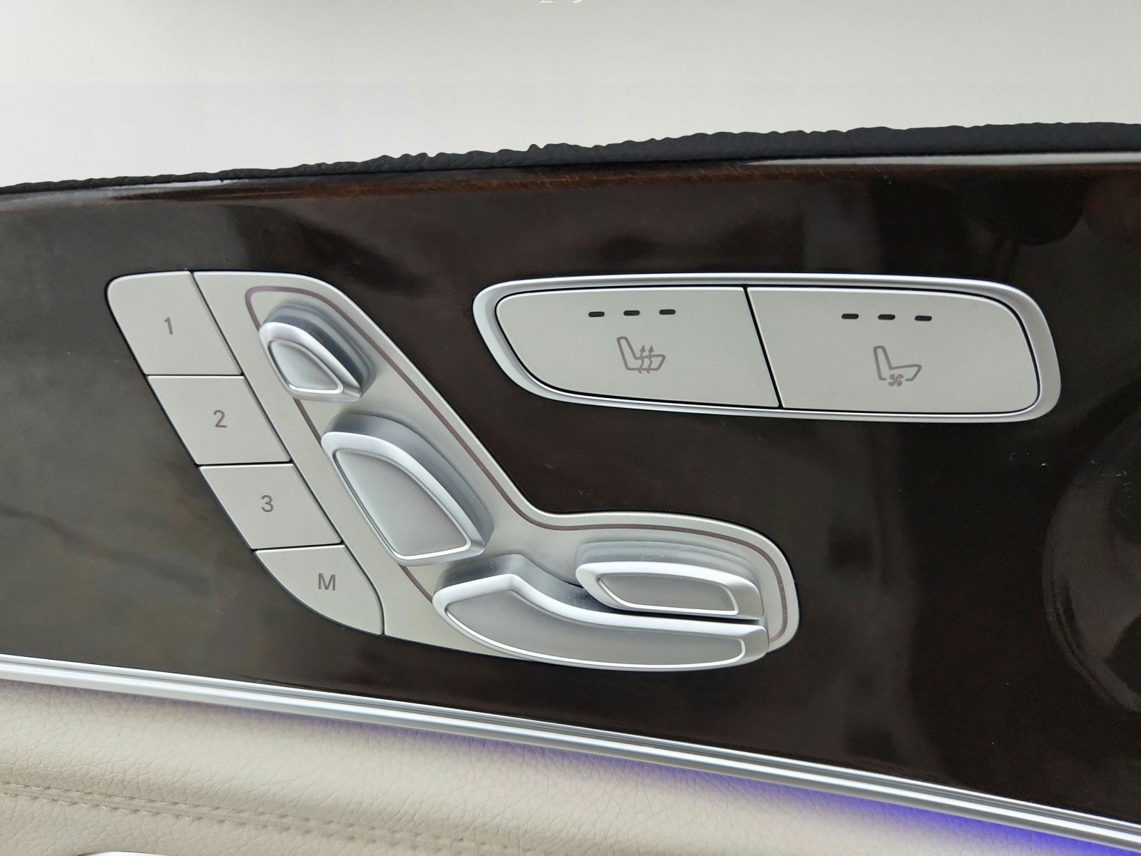 Certified Used 2022 Polar White Mercedes-Benz E 350 image 19