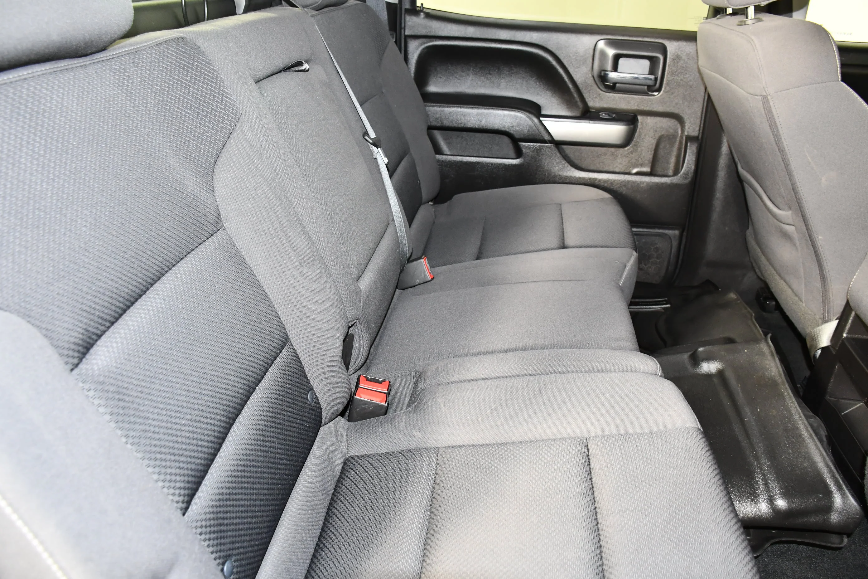 Used 2018 Deep Ocean Blue Metallic Chevrolet LT image 50