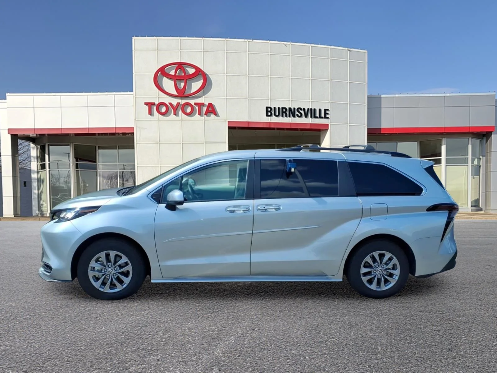 Certified Used 2023 Silver Toyota LE image 7